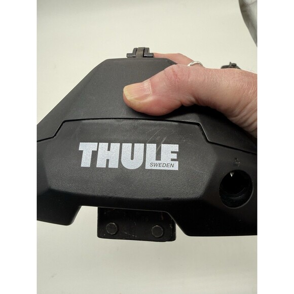 Thule 710500 Roof Racks, Evo Clamp Erow Foot Pack of 2 Feet - Picture 8 of 11